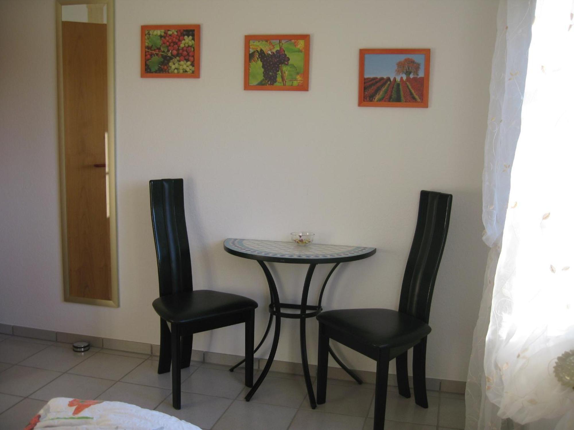 Unterm Nussbaeumle Apartment Adelhausen Bagian luar foto